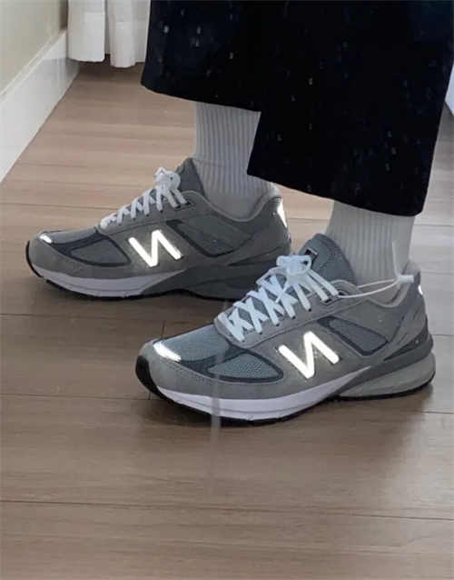 뉴발란스 990v5 메이드 인 USA 그레이 - 6E XX와이드 M990GL5 photo review
